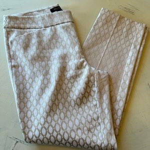 White House Black Market slacks size 6